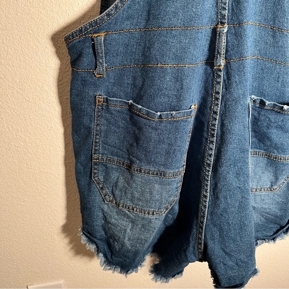 Love Tree Denim Distressed Short Overalls - Picture 10 of 16